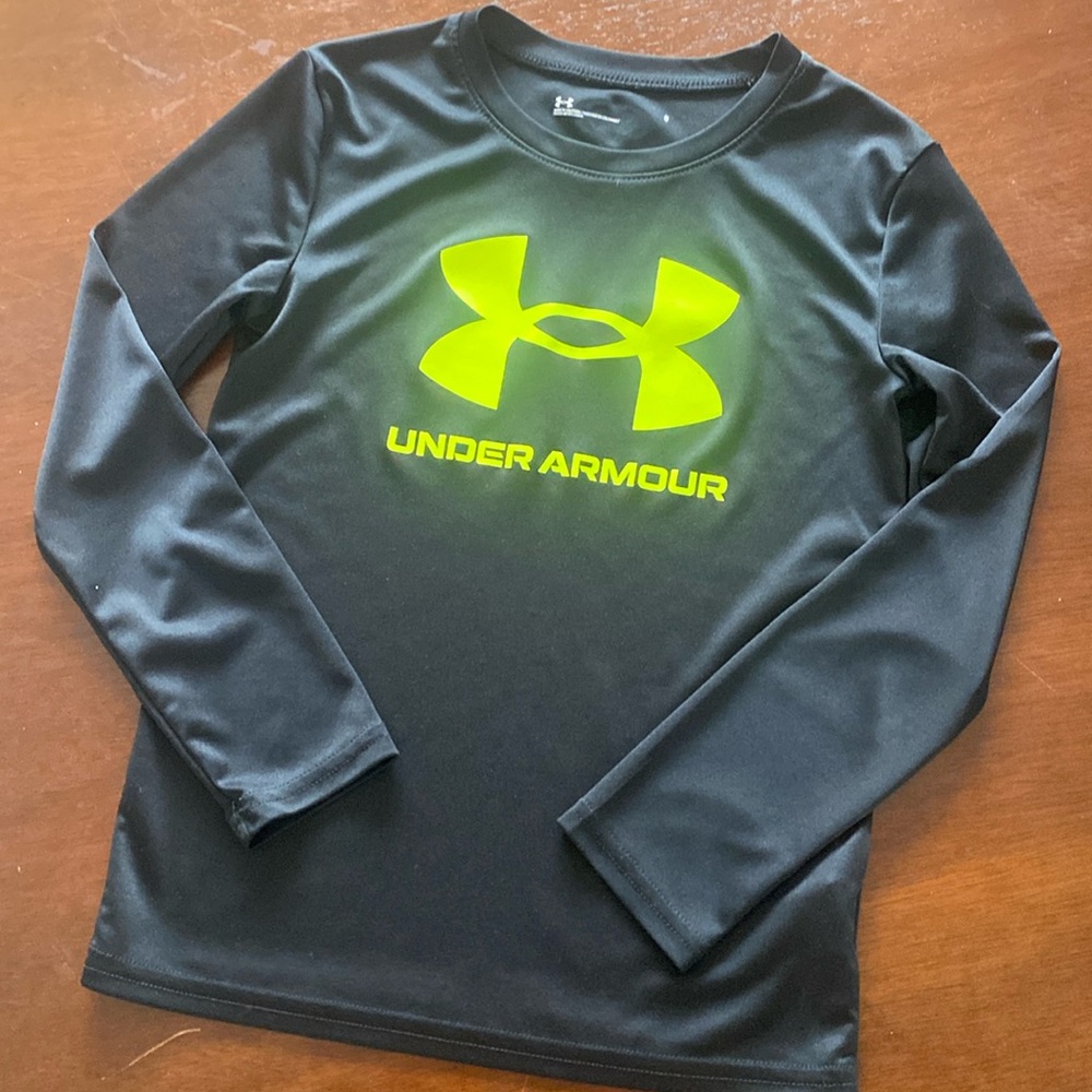 Under Armour long sleeve drifit